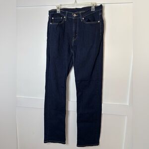 Levi's Dark Indigo Straight Jeans size 32x34 in great condition